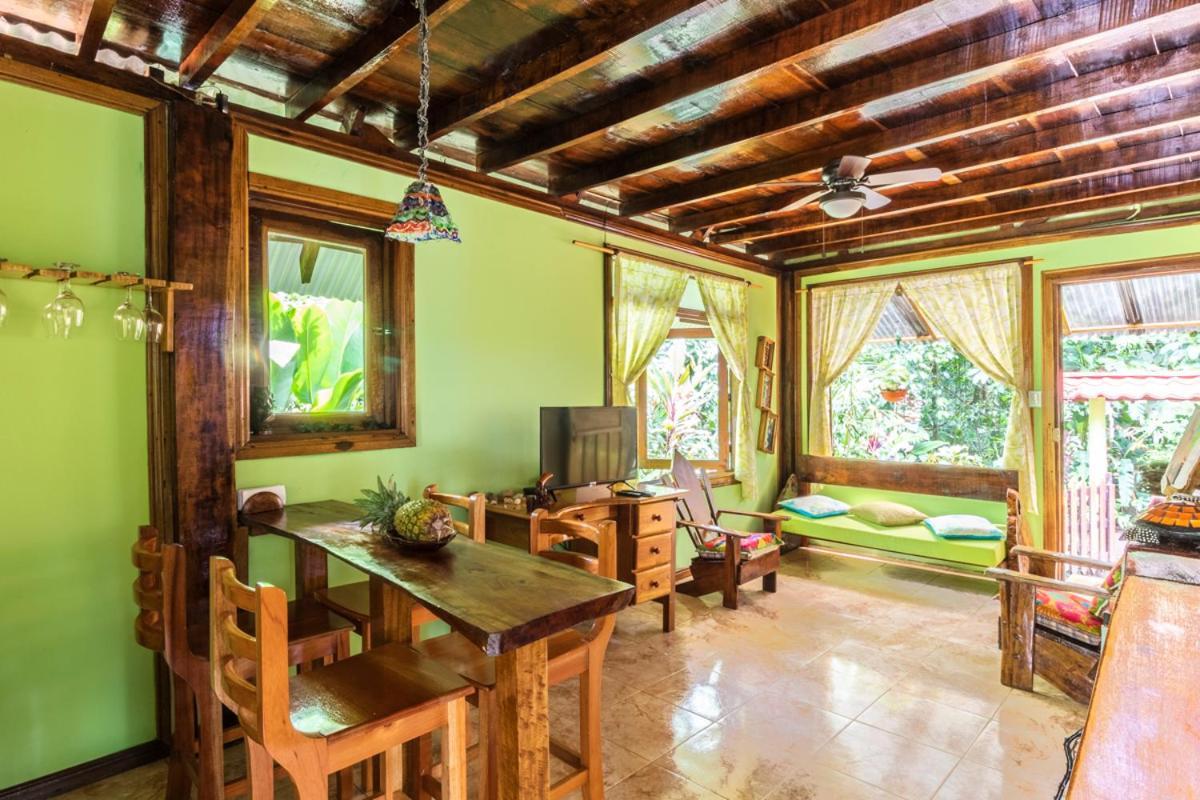 casa chilamates Tortuguero Bagian luar foto