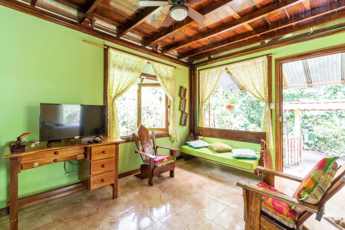 casa chilamates Tortuguero Bagian luar foto