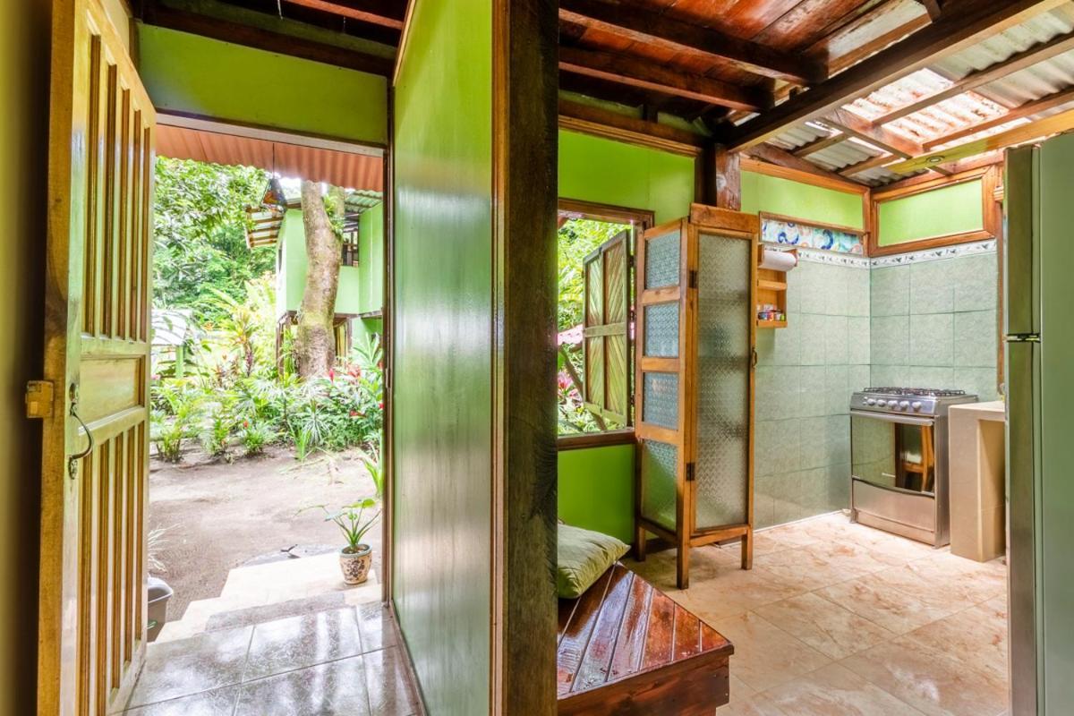 casa chilamates Tortuguero Bagian luar foto